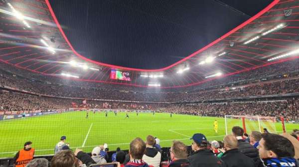 Allianz Arena, section: 129, row: 5, seat: 21