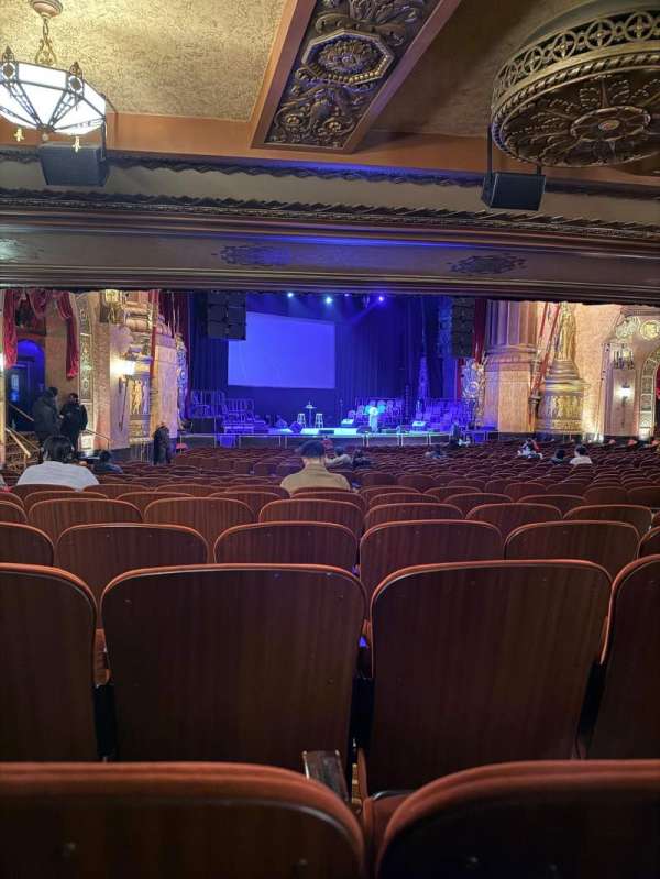 Beacon Theatre, section: Orchestra 3, row: Y, seat: 43