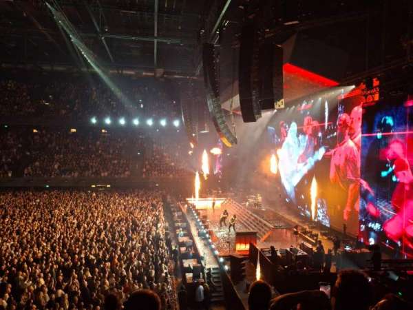 Ziggo Dome, section: 102, row: 10, seat: 33