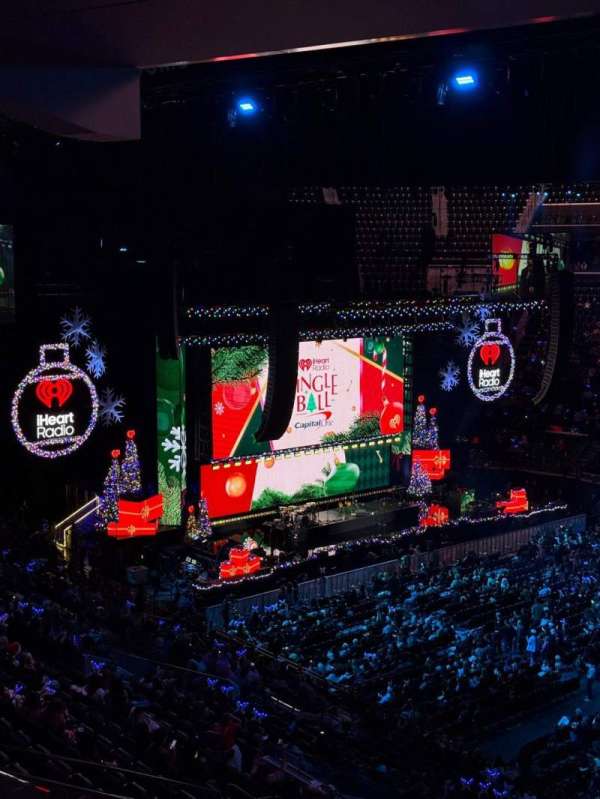 Intuit Dome, section: Suite 6B, row: 3, seat: 3