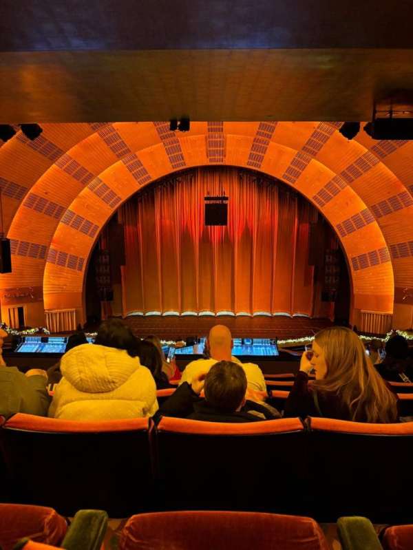 Radio City Music Hall, section: 2nd Mezzanine 4, row: H, seat: 406
