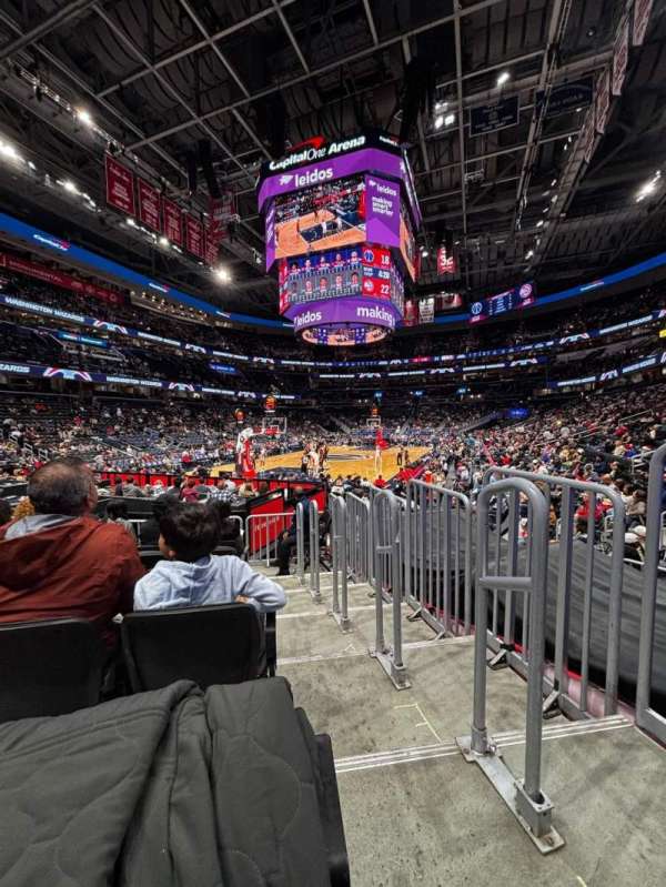 Capital One Arena, section: 118, row: G, seat: 10