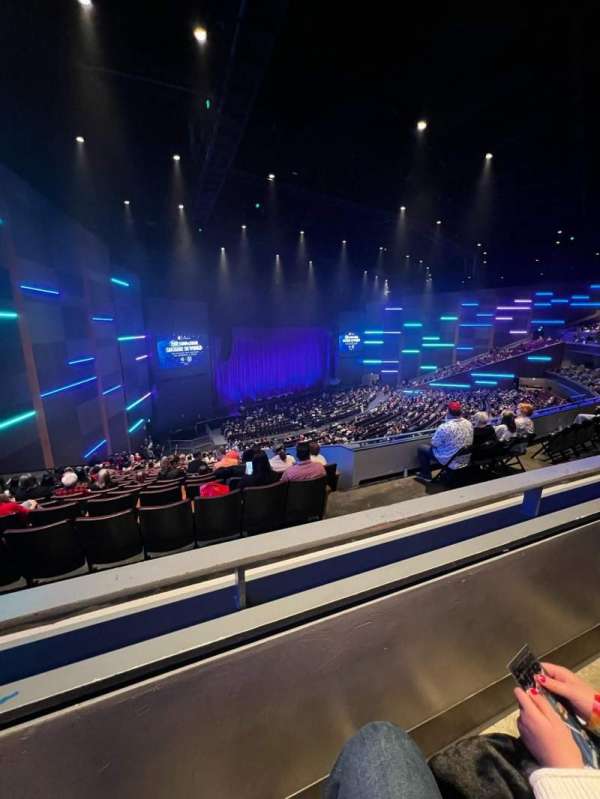Smart Financial Centre, section: 202, row: D, seat: 4