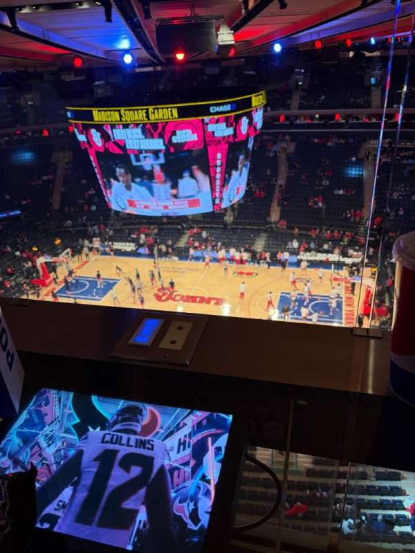 Madison Square Garden, section: 327, row: 1, seat: 1