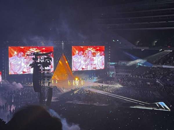 Soldier Field, section: 332, row: 10, seat: 16
