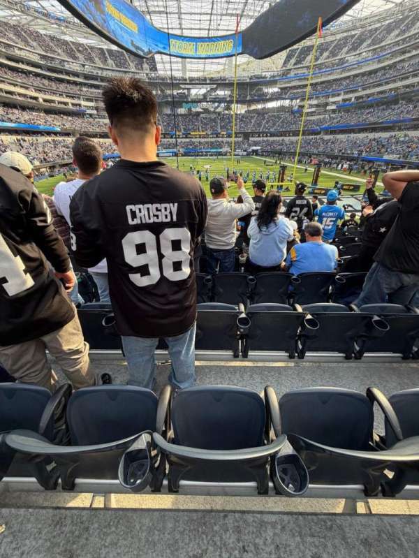 SoFi Stadium, section: 102, row: 9, seat: 15
