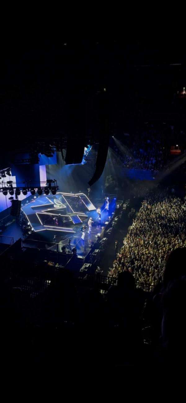 Ziggo Dome, section: 213, row: 4, seat: 427