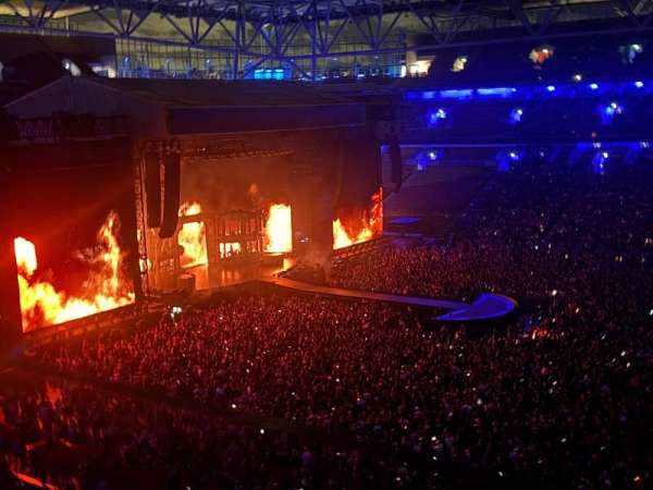 Suncorp Stadium, section: 602, row: 60, seat: 22