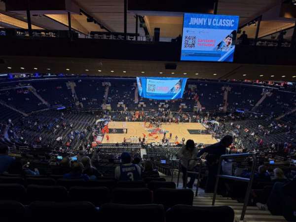 Madison Square Garden, section: 210, row: 19, seat: 21