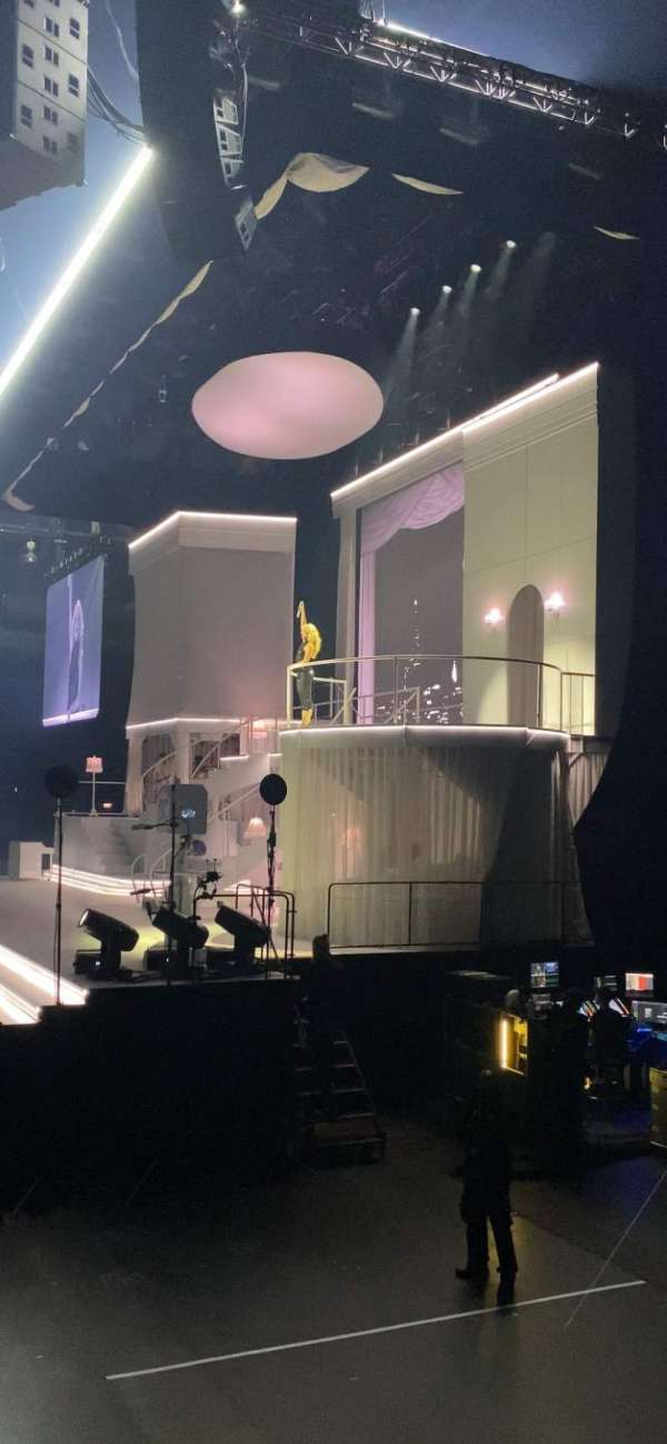 ING Arena, section: Gallery H, row: 1, seat: 9