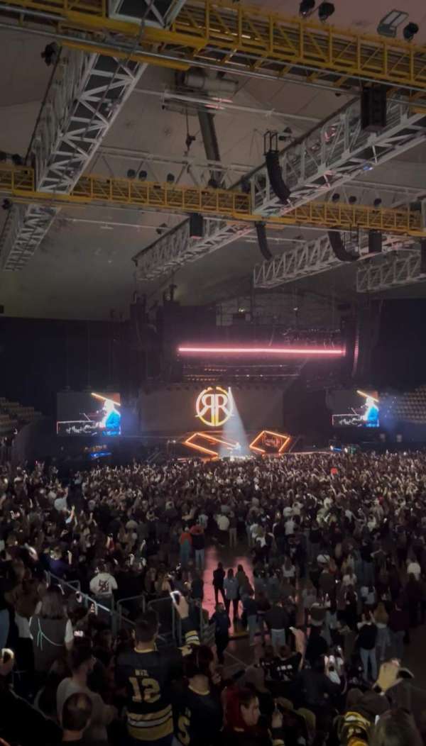 Olympiahalle München, section: P1, row: 19, seat: 8