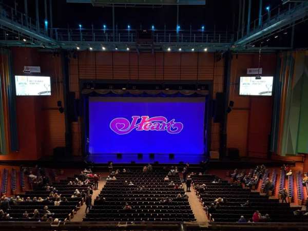 Toyota Oakdale Theatre, section: Loge 4, row: A, seat: 9