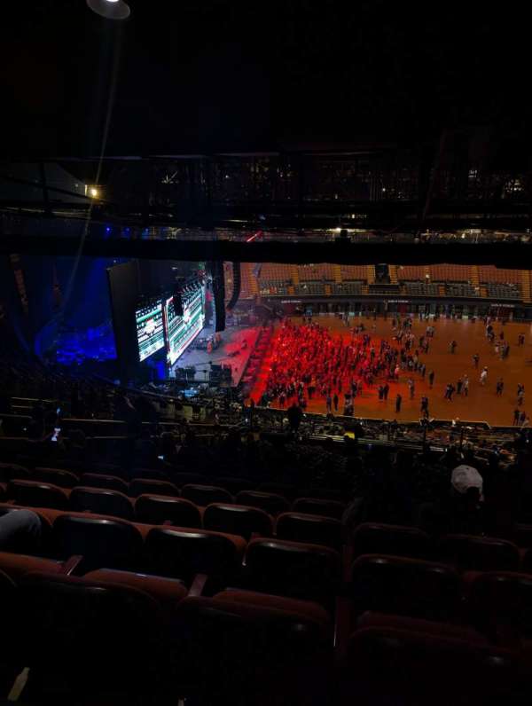 Kia Forum, section: 226, row: 24, seat: 10
