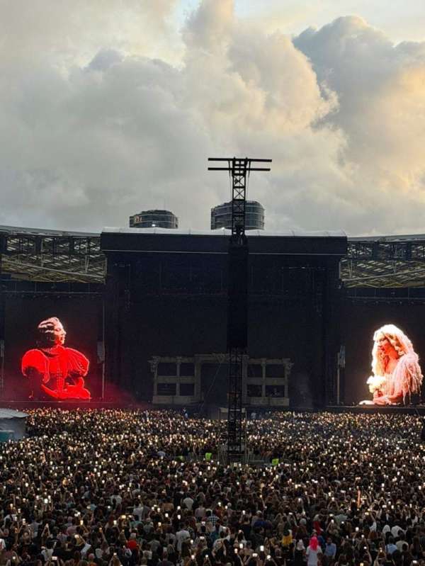 Accor Stadium, section: 119, row: 33, seat: 11