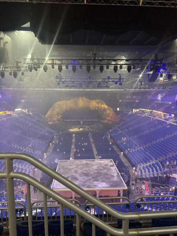 Coliseo De Puerto Rico, section: U222, row: U, seat: 8