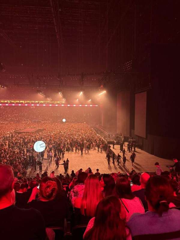 Paris La Défense Arena, section: 116, row: 27, seat: 41