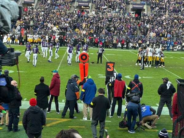 M&T Bank Stadium, section: 124, row: 7, seat: 16