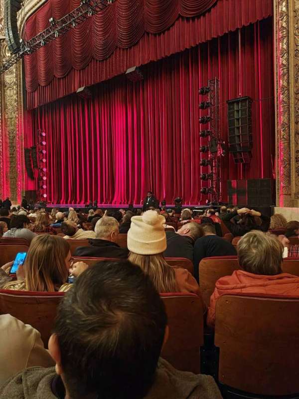 Chicago Theatre, section: MNFL2R, row: B, seat: 210
