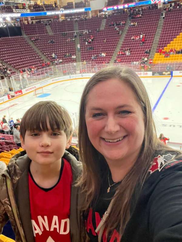 3M Arena at Mariucci, section: 8, row: 5, seat: 1