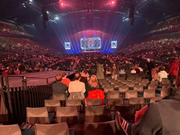 AFAS Dome, section: 131, row: 27, seat: 9