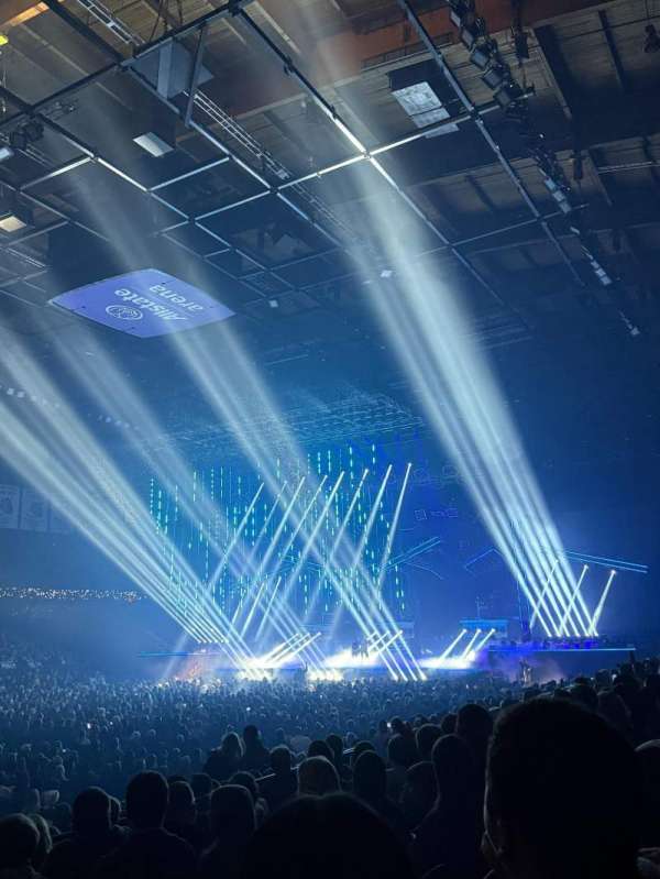 Allstate Arena, section: 112, row: G, seat: 18