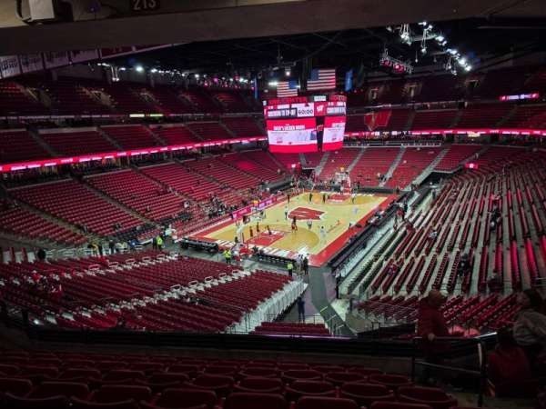 Kohl Center, section: 213, row: H, seat: 4