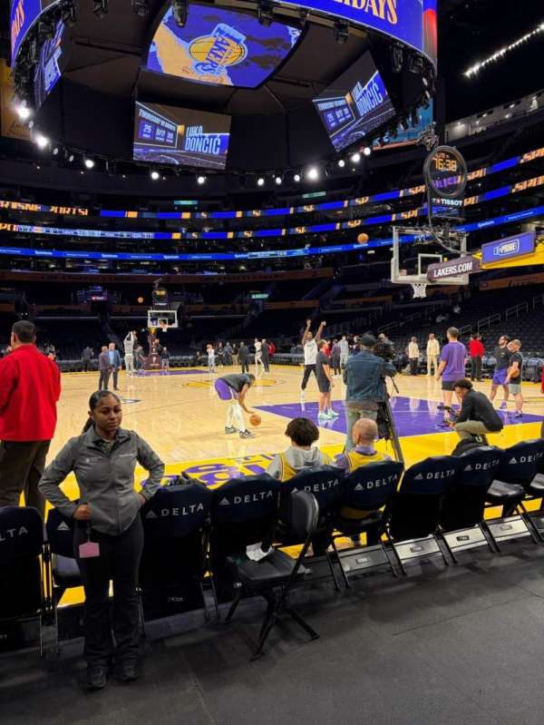 Crypto.com Arena, section: 117, row: C, seat: 1