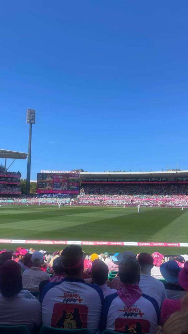 Sydney Cricket Ground, section: Bay 30, row: S, seat: 17