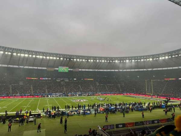 Olympiastadion Berlin, section: D.2, row: 26, seat: 13