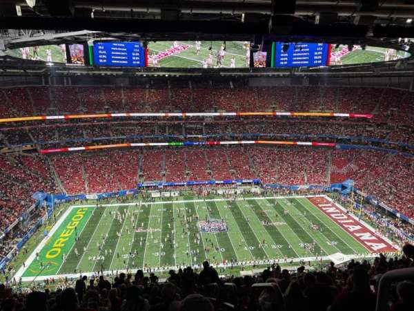 Mercedes-Benz Stadium, section: 341, row: 28, seat: 1