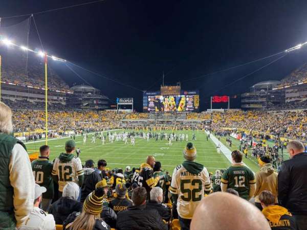 Acrisure Stadium, section: 124, row: U, seat: 10