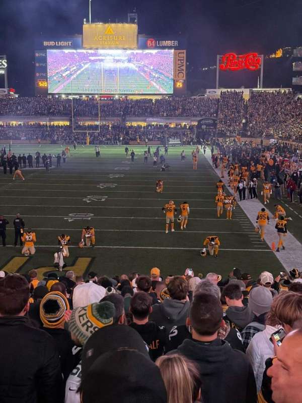 Acrisure Stadium, section: 124, row: U, seat: 10