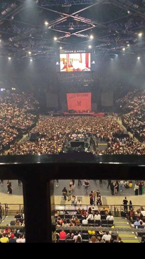 Accor Arena, section: Corbeille A, row: CA1, seat: 04