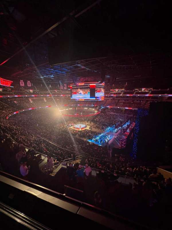 Kia Center, section: 206, row: 1, seat: 11