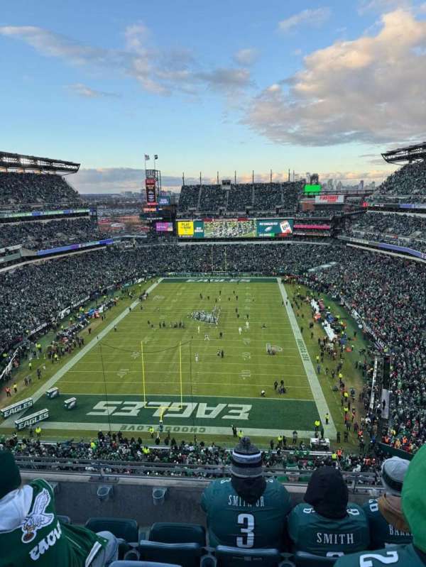 Lincoln Financial Field, section: 213, row: 8, seat: 5