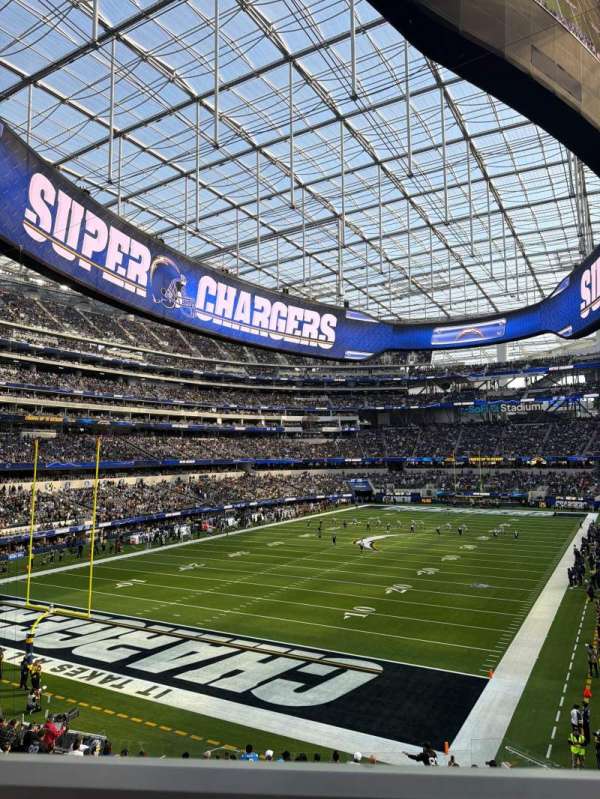 SoFi Stadium, section: 210, row: 1, seat: 5