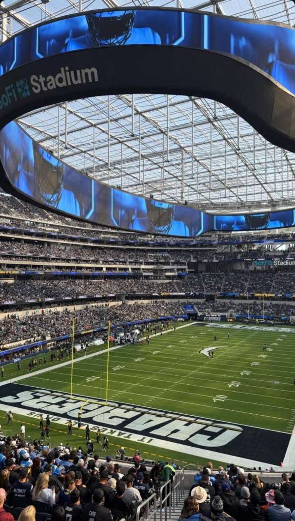 SoFi Stadium, section: 210, row: 1, seat: 5