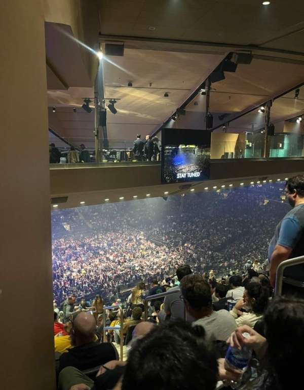 Madison Square Garden, section: 221, row: 21, seat: 22