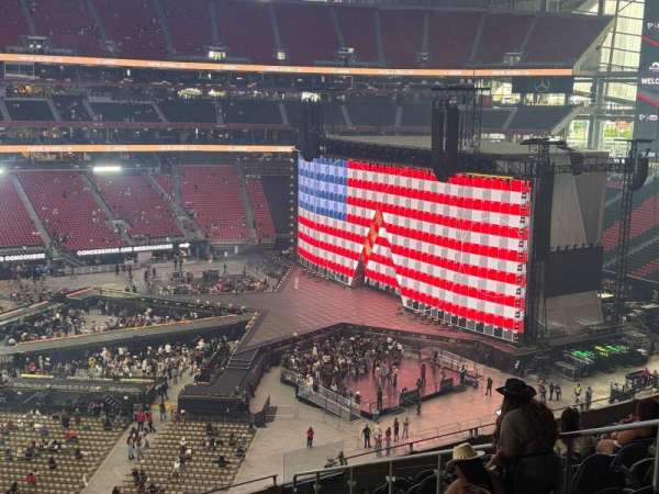 Mercedes-Benz Stadium, section: 213, row: 5, seat: 9