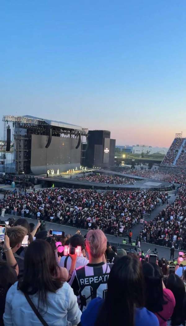 Rogers Stadium, section: E123, row: 28, seat: 19