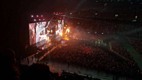 Johan Cruijff ArenA, section: 407, row: 8, seat: 158