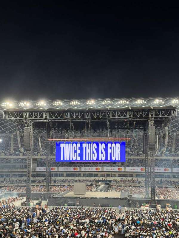 Kaohsiung National Stadium, section: 1樓G06, row: 8, seat: 163