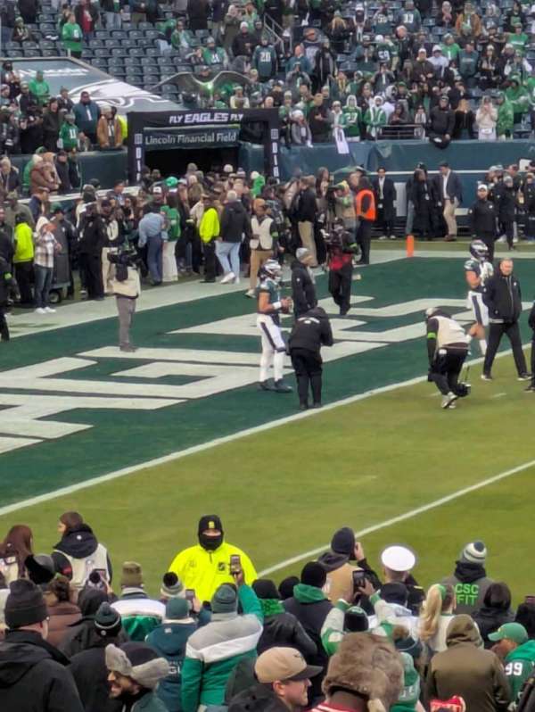 Lincoln Financial Field, section: 118, row: 21, seat: 11