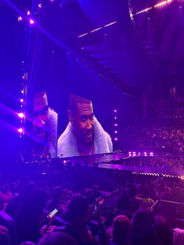 The O2, London, section: 101, row: H, seat: 25