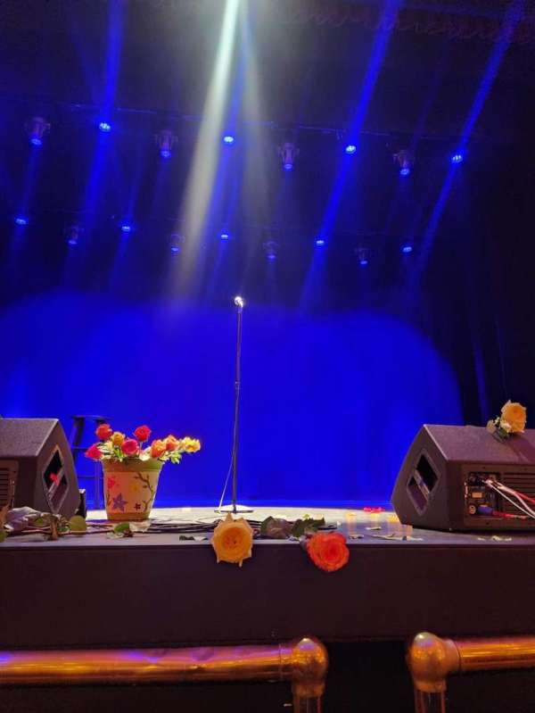 Beacon Theatre, section: Orchestra C, row: AA, seat: 107-108