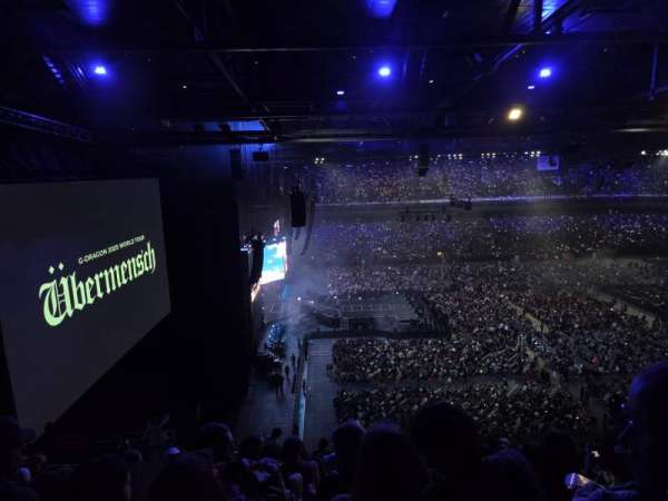 Paris La Défense Arena, section: 402, row: 58, seat: 34