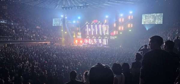 Kia Forum, section: 105, row: 4, seat: 6