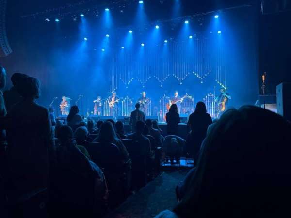 Taft Theatre, section: Orchestra 4, row: G, seat: 1