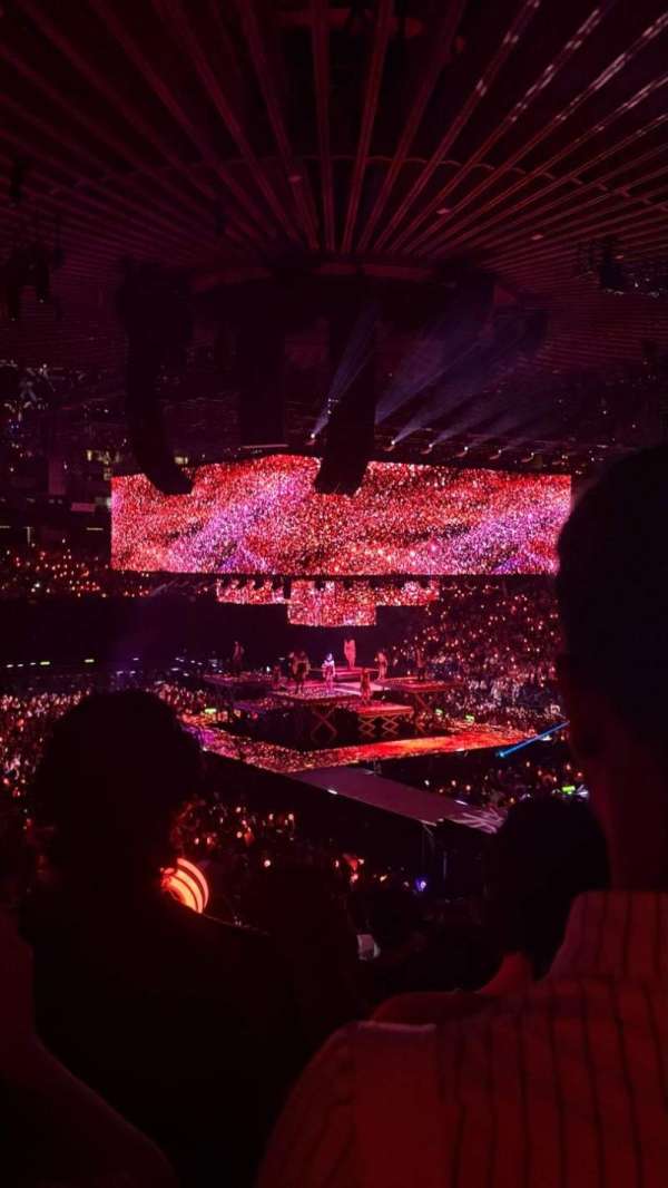 Oakland Arena, section: 110, row: 24, seat: 19