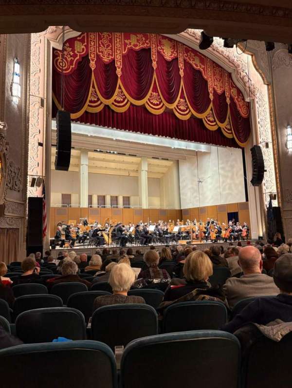Arlene Schnitzer Concert Hall, section: Orchestra A, row: S, seat: 8